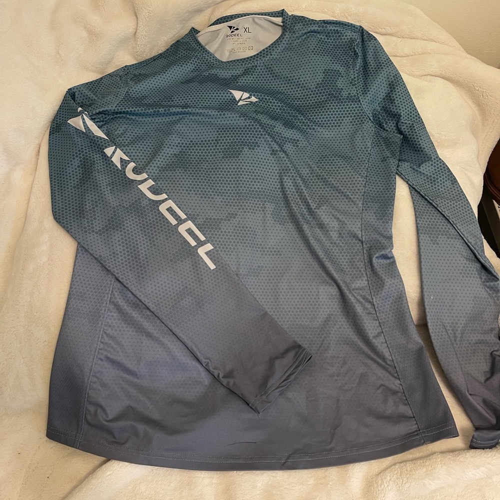 Blue Gray Fitted Jersey sun shirt with Long Sleeves